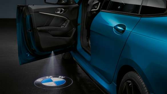 Светодиодные дверные проекторы BMW 2 серии Gran Coupé Светодиодные дверные проекторы BMW 2 серии Gran Coupé Snapper Rocks Blue металлик F44 экстерьер
