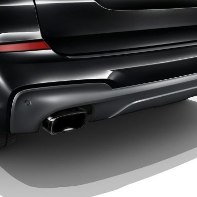 BMW X3 M40i и BMW X3 M40d, отделка выхлопной трубы. BMW X3 M40i и BMW X3 M40d в Black Sapphire металлик, экстерьер, отделка выхлопной трубы в Black Chrome.