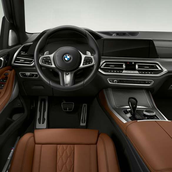 Кокпит BMW X5 M50i и M50d Кокпит BMW X5 M50i и M50d G05, интерьер