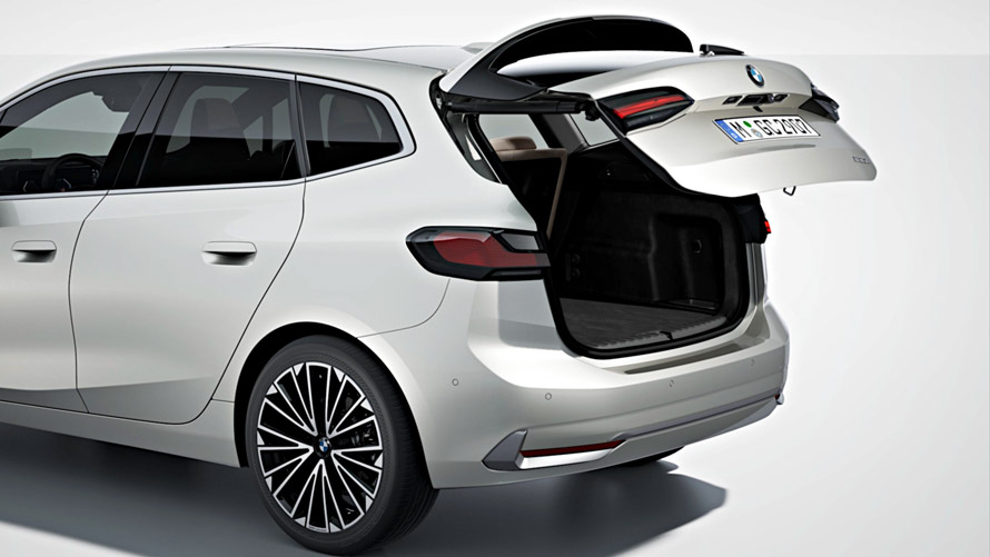 Багажное пространство BMW 2 серии Active Tourer в видео Багажное пространство BMW 2 серии Active Tourer в видео