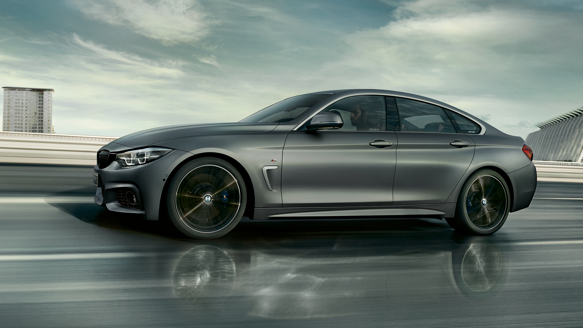 BMW 4 серии Gran Coupé динамика движения BMW 4 серии Gran Coupé динамика движения