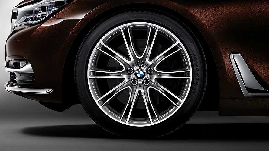 Эксклюзивные возможности с программой BMW Individual Эксклюзивные возможности с программой BMW Individual