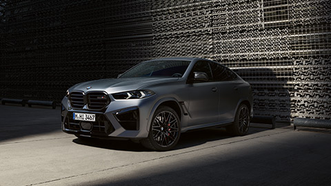 BMW M Серии BMW X6 M F96 вид сбоку в три четверти, в статике