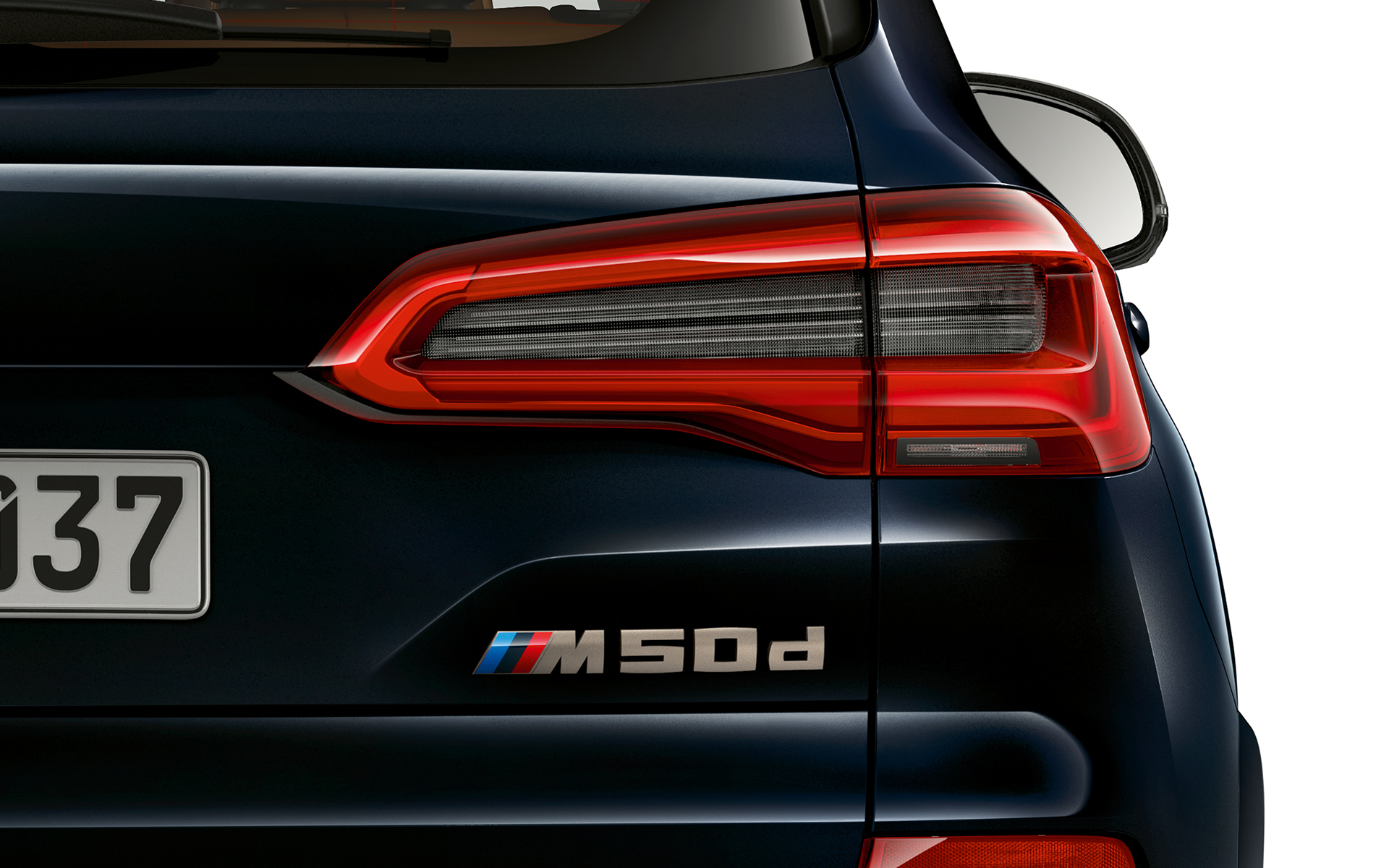 Заднее обозначение BMW X5 M50d Детальный снимок обозначения модели для BMW X5 M50d