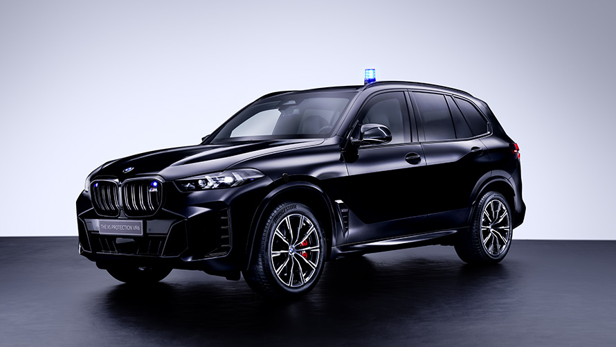 Автомобили BMW Protection BMW X5 Protection VR6 без повреждений, вид спереди с поворотом в три четверти Автомобили BMW Protection BMW X5 Protection VR6 без повреждений, вид спереди с поворотом в три четверти