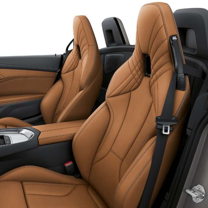 BMW Z4 Родстер М40i BMW Z4 Родстер М40i, передние сиденья